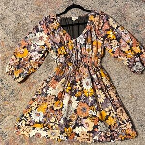 Listicle Floral 2/4 Sleeve Dress w/ Scalloped Hem L